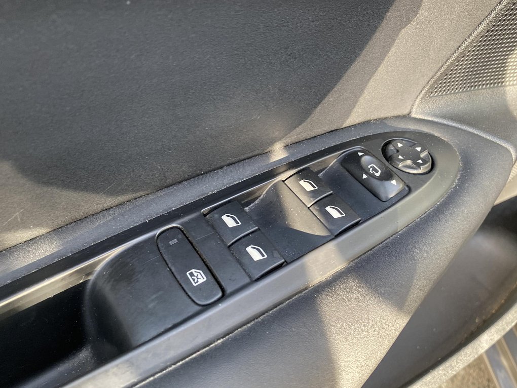 Citroën C4 1.2 PT Millenium