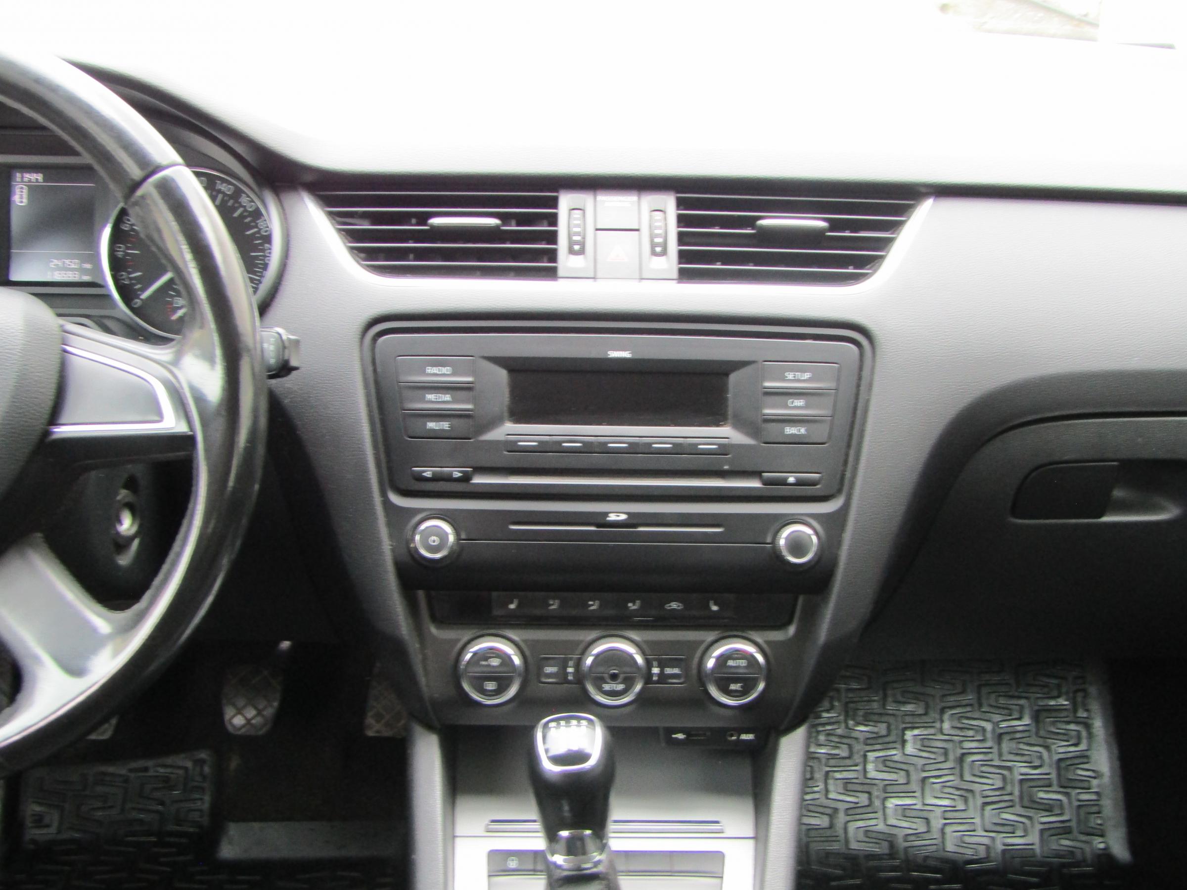 Škoda Octavia III, 2013 - pohled č. 11