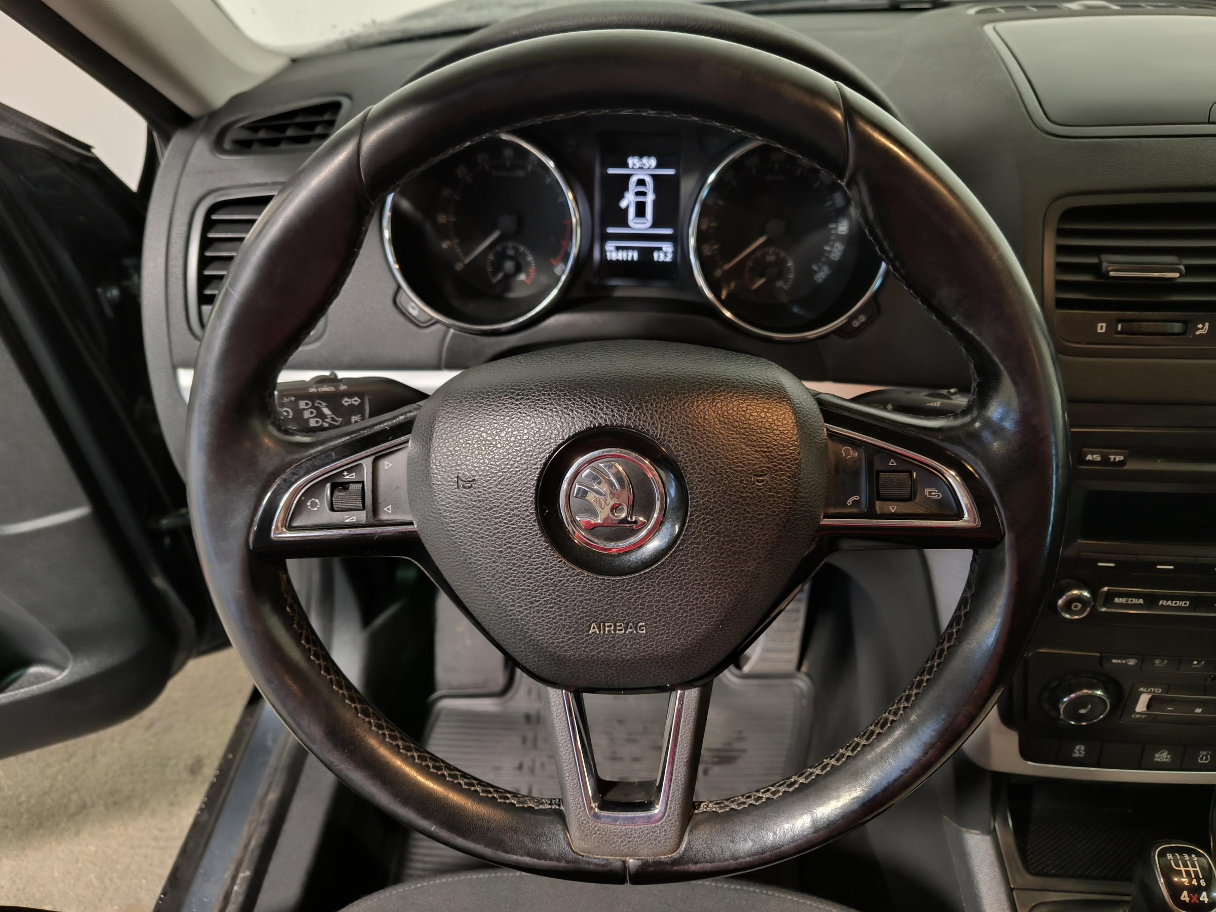 Škoda Yeti, 2015 - pohled č. 13