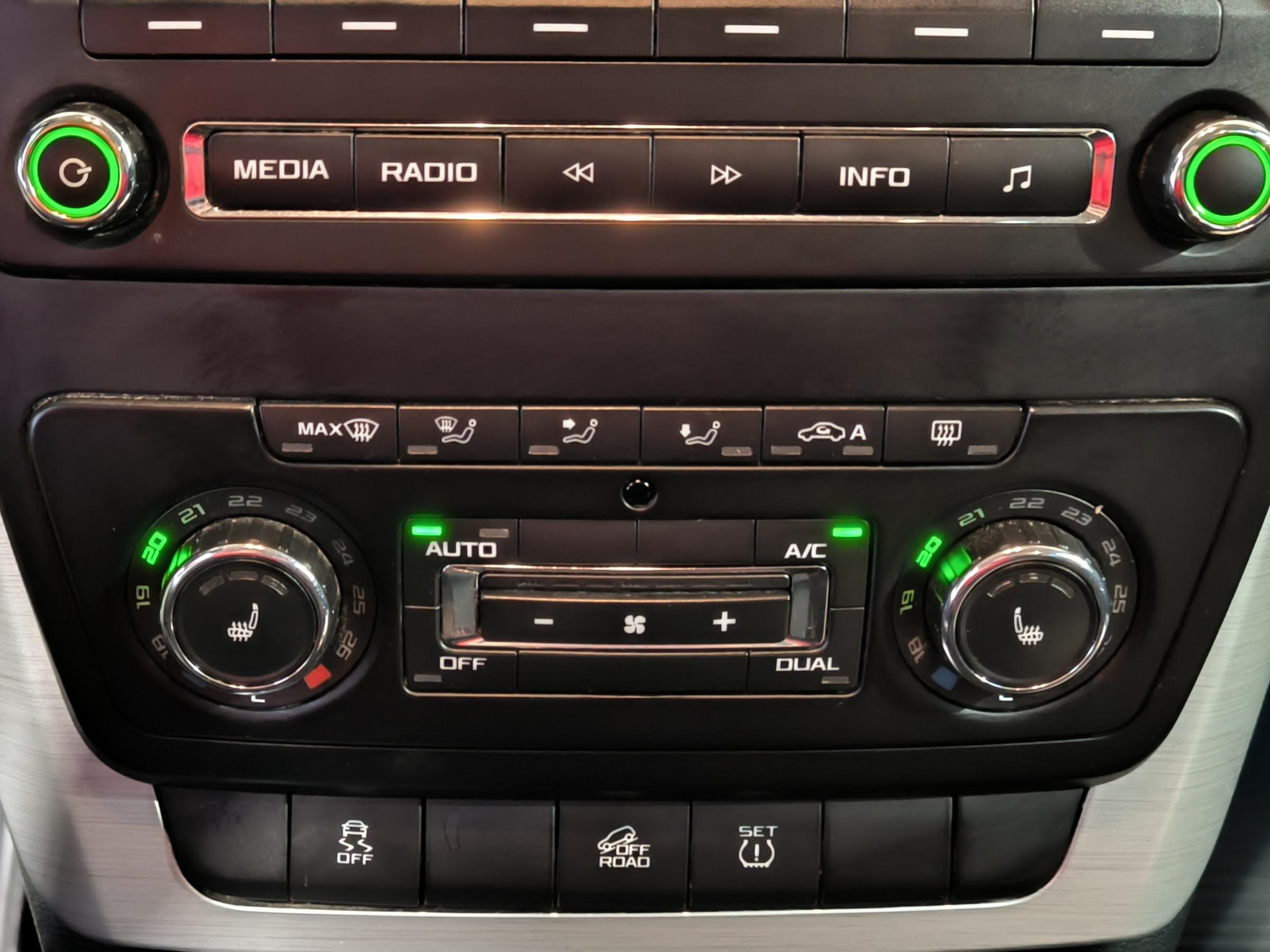 Škoda Yeti, 2015 - pohled č. 15