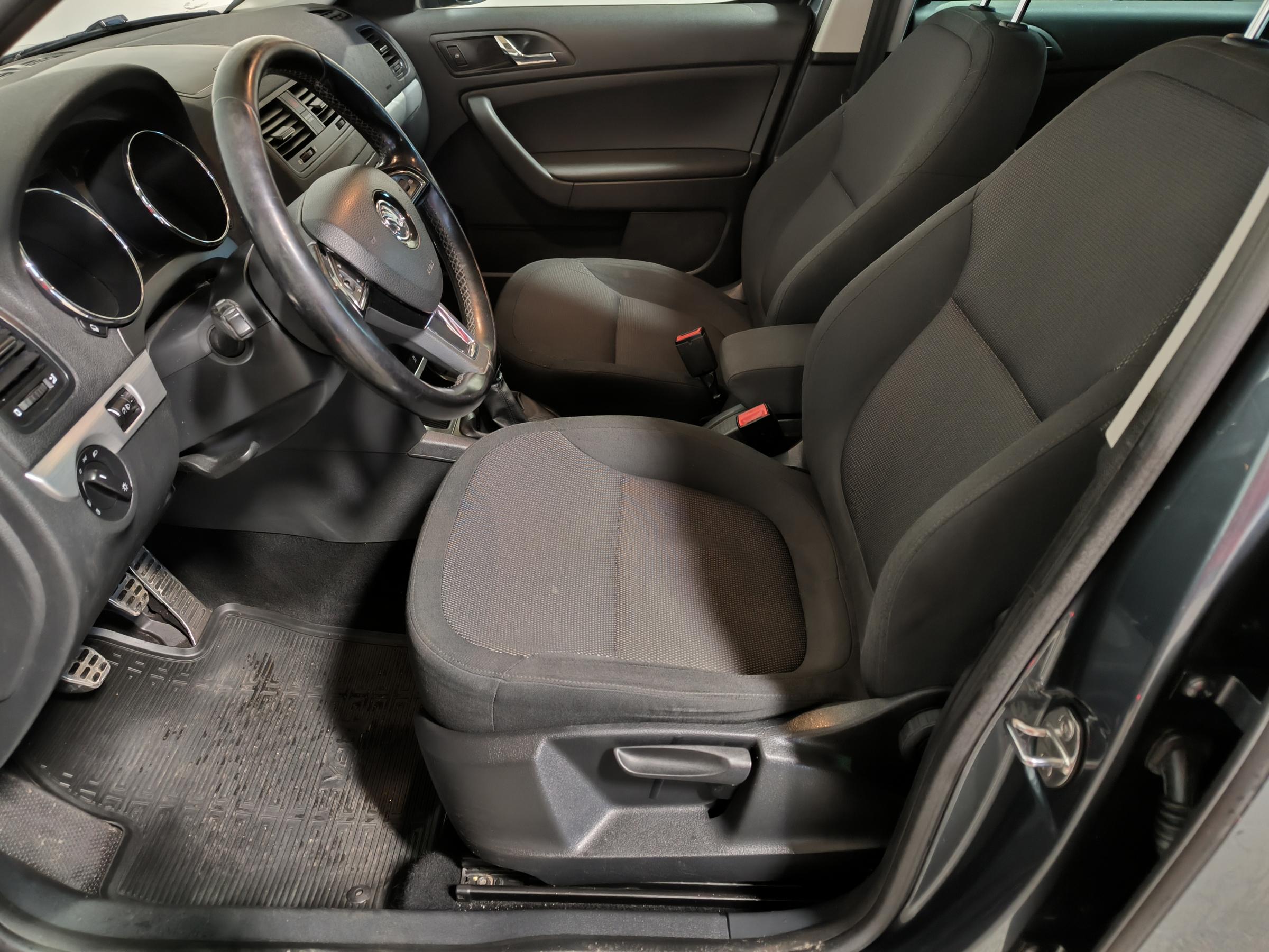 Škoda Yeti, 2015 - pohled č. 9