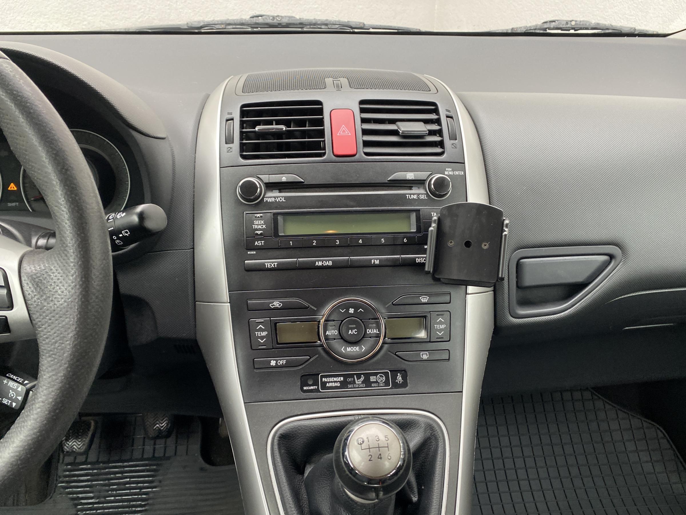 Toyota Auris, 2012 - pohled č. 12