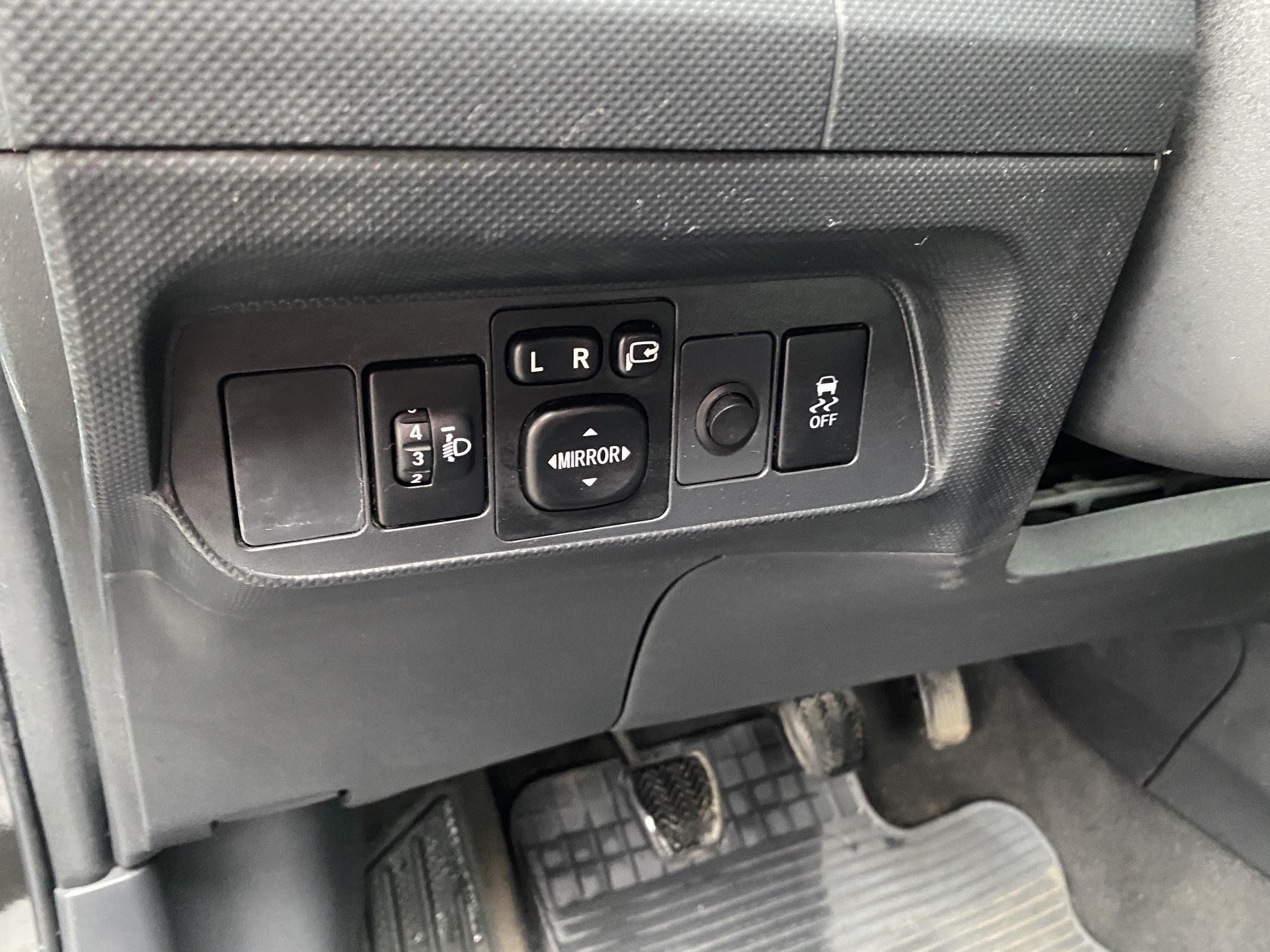 Toyota Auris, 2012 - pohled č. 15