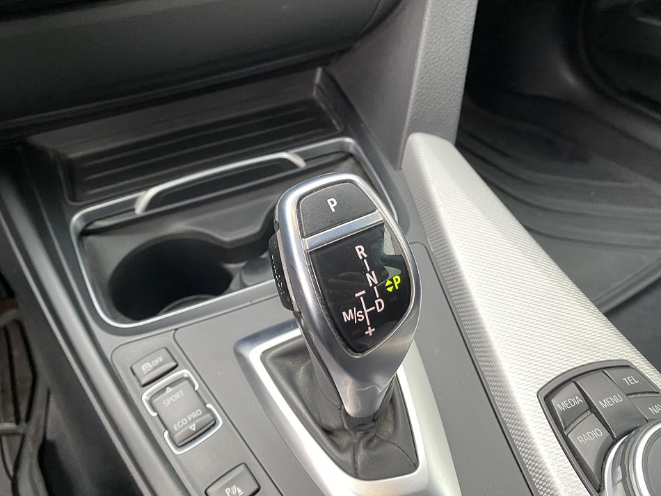 BMW Řada 3 3.0i Sport GT 335i xDrive