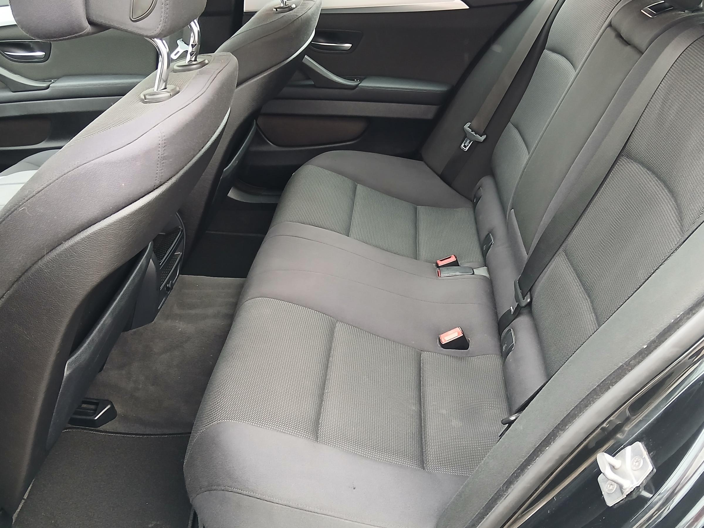 BMW Řada 5, 2011 - pohled č. 10