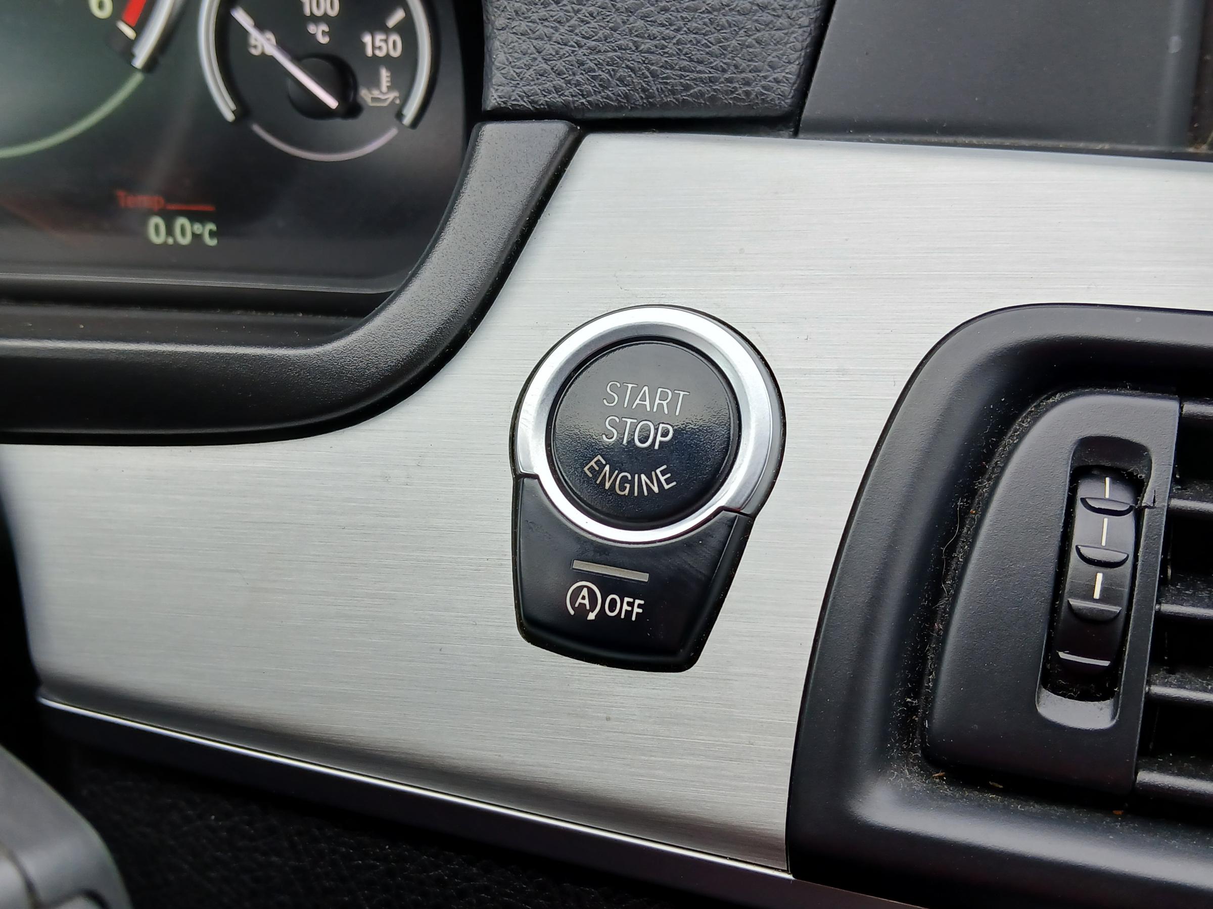 BMW Řada 5, 2011 - pohled č. 13