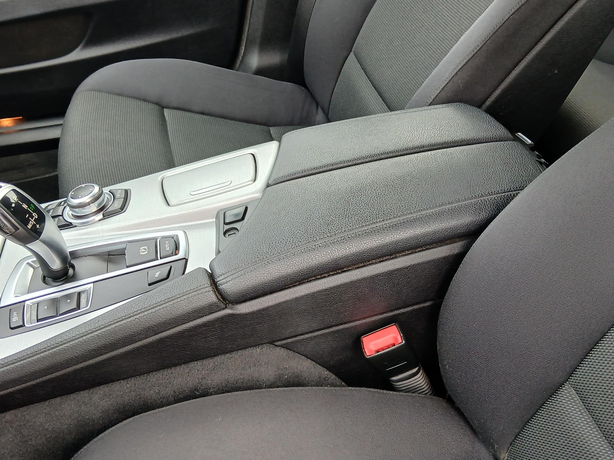 BMW Řada 5, 2011 - pohled č. 22