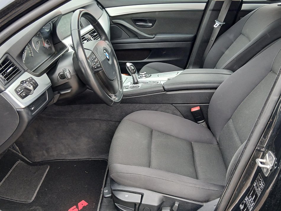 BMW Řada 5 530D  530D