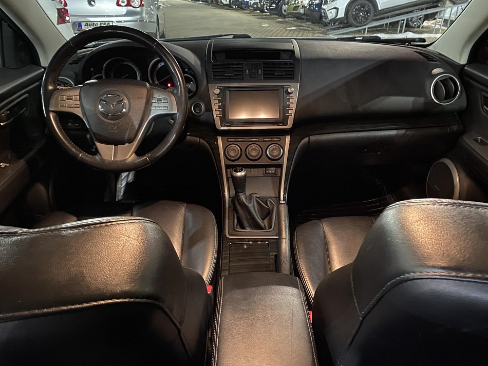 Mazda 6 2.0 i 