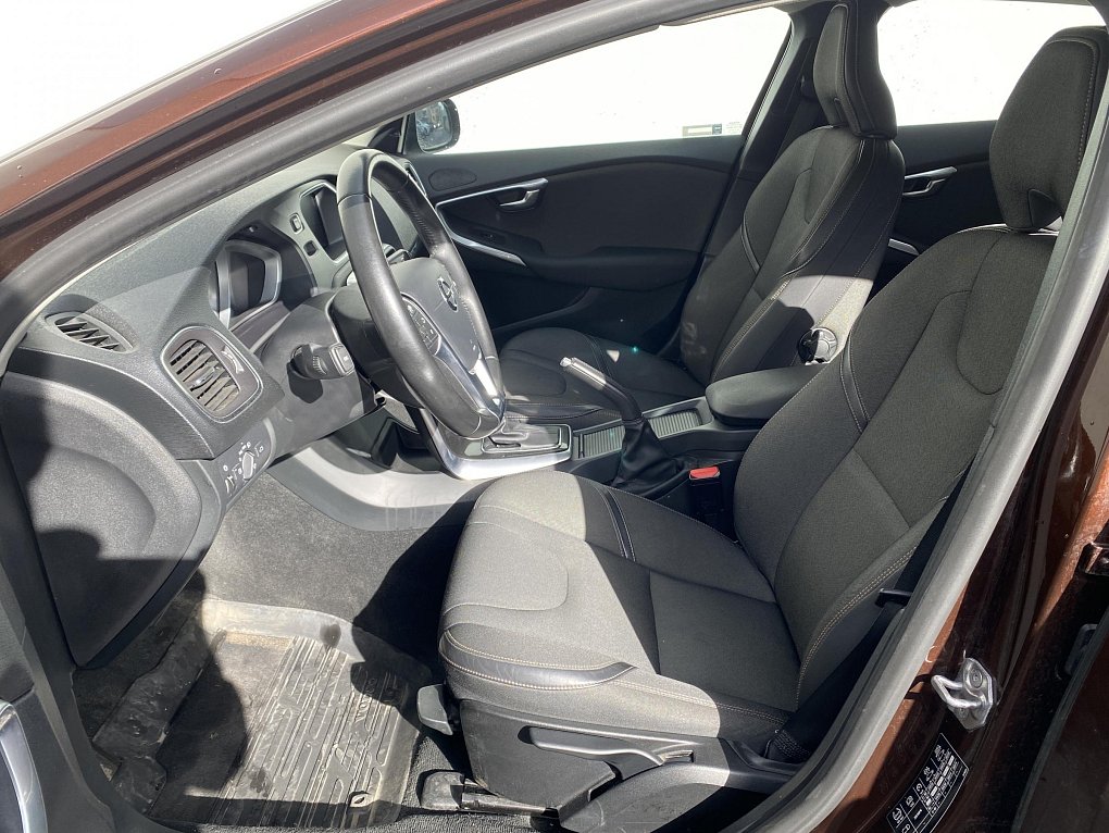 Volvo V40 2.0 D3 Cross Country