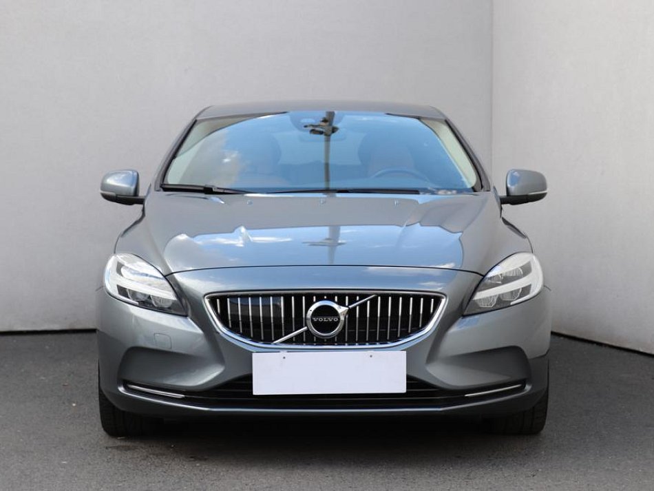 Volvo V40 2.0 D 