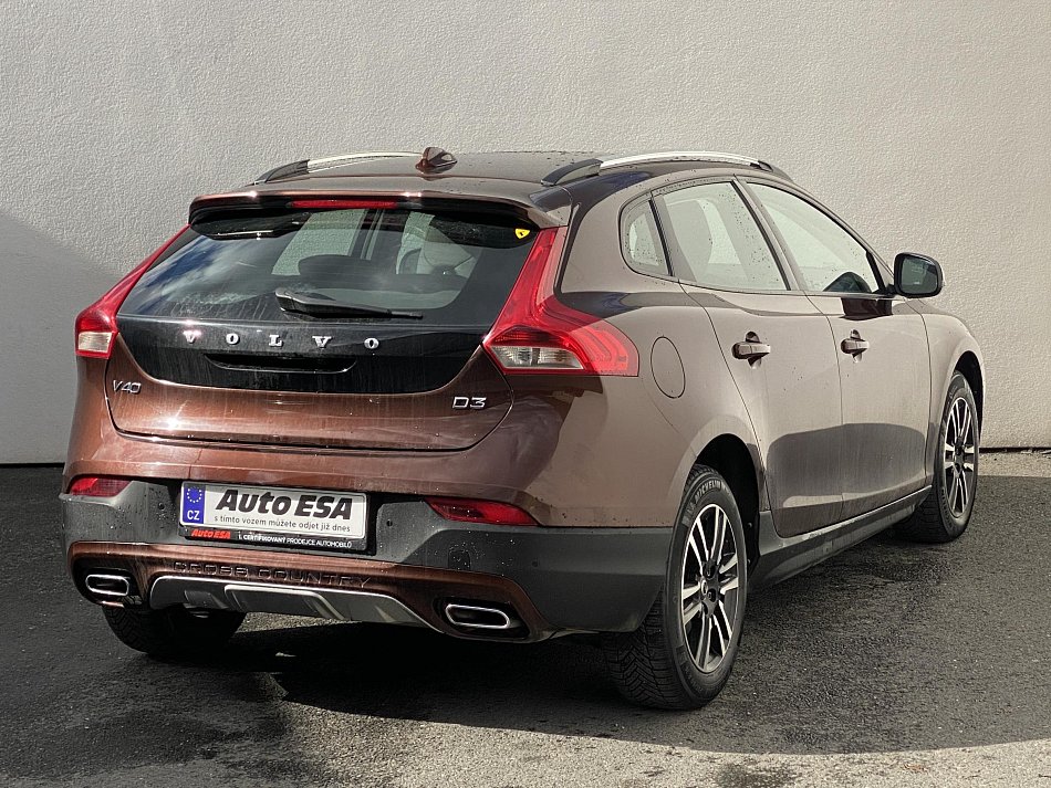 Volvo V40 2.0 D3 Cross Country