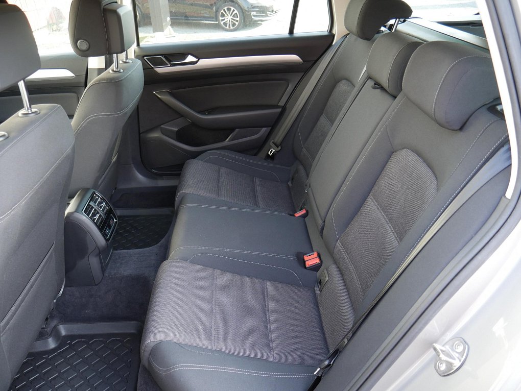 Volkswagen Passat 2.0 TDi 