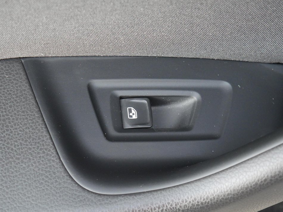 Volkswagen Passat 2.0 TDi 