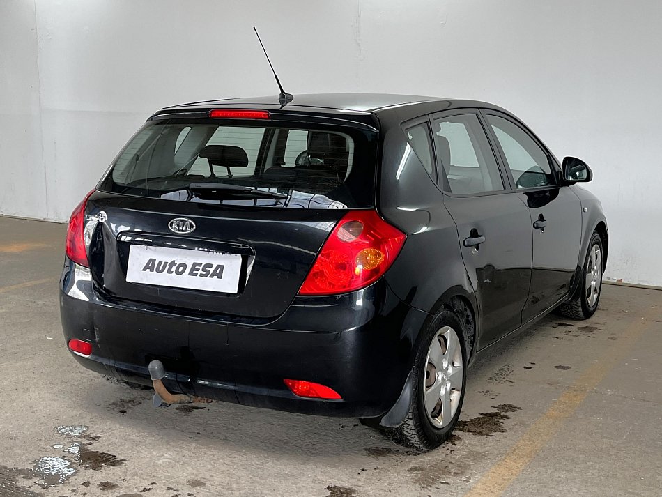 Kia Ceed 1.4 16V 