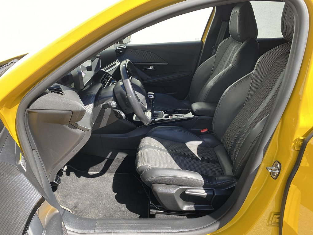 Peugeot 208 1.2 PT GT Line