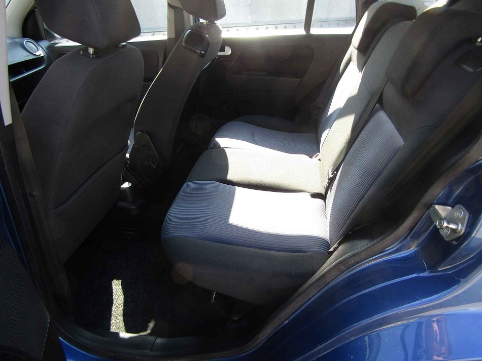 Ford Fusion 1.4 i 