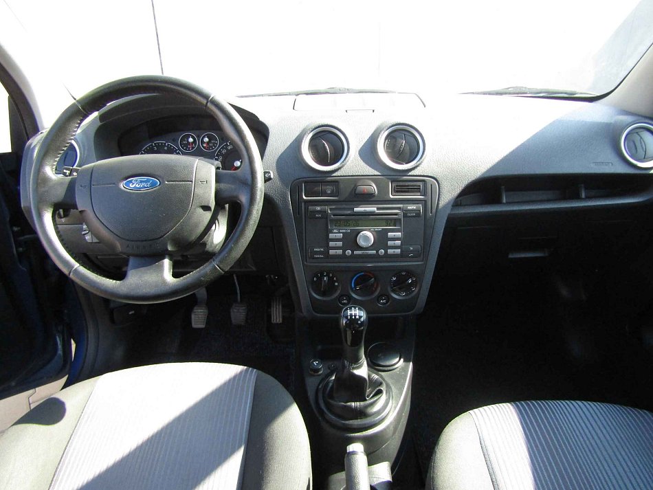 Ford Fusion 1.4 i 