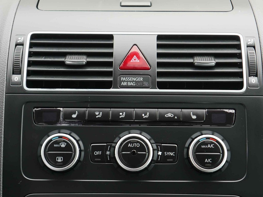 Volkswagen Touran 2.0TDi 