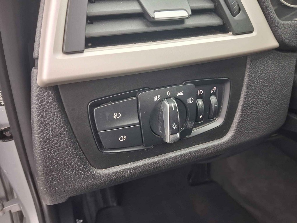 BMW Řada 3 2.0 D  318d