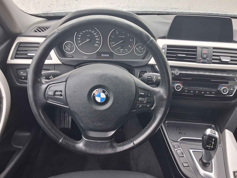 BMW Řada 3 2.0 D  318d