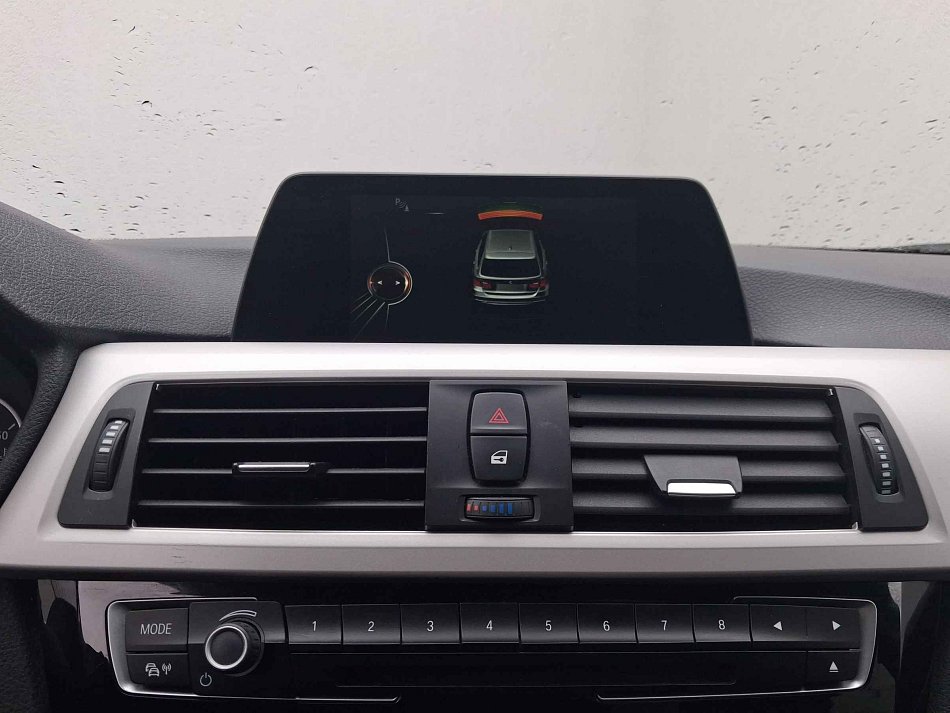 BMW Řada 3 2.0 D  318d