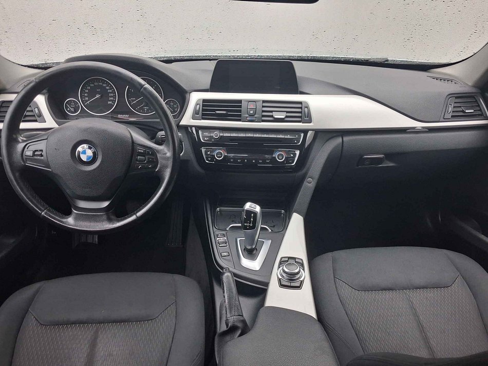 BMW Řada 3 2.0 D  318d