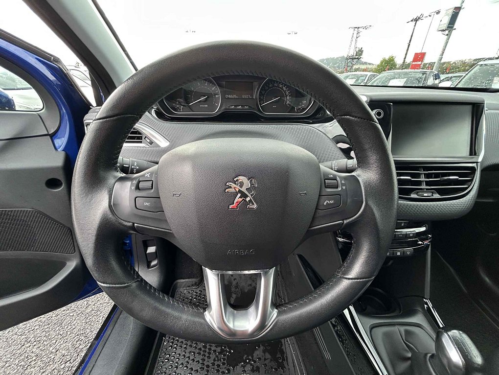 Peugeot 2008 1.2PT 