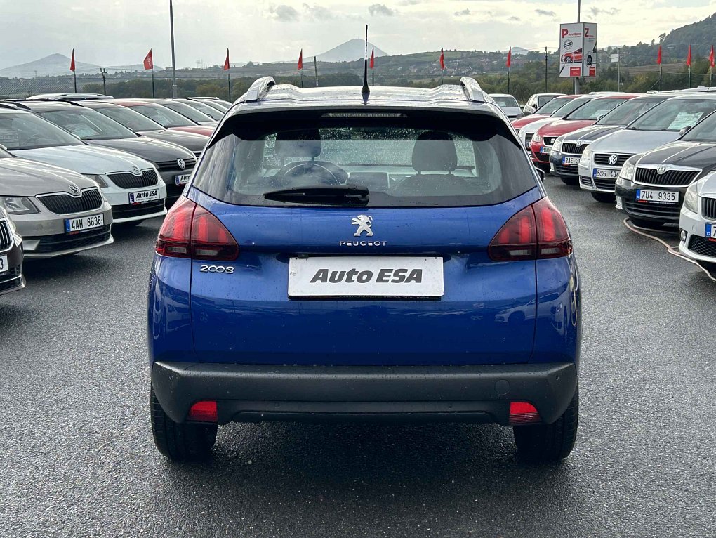 Peugeot 2008 1.2PT 