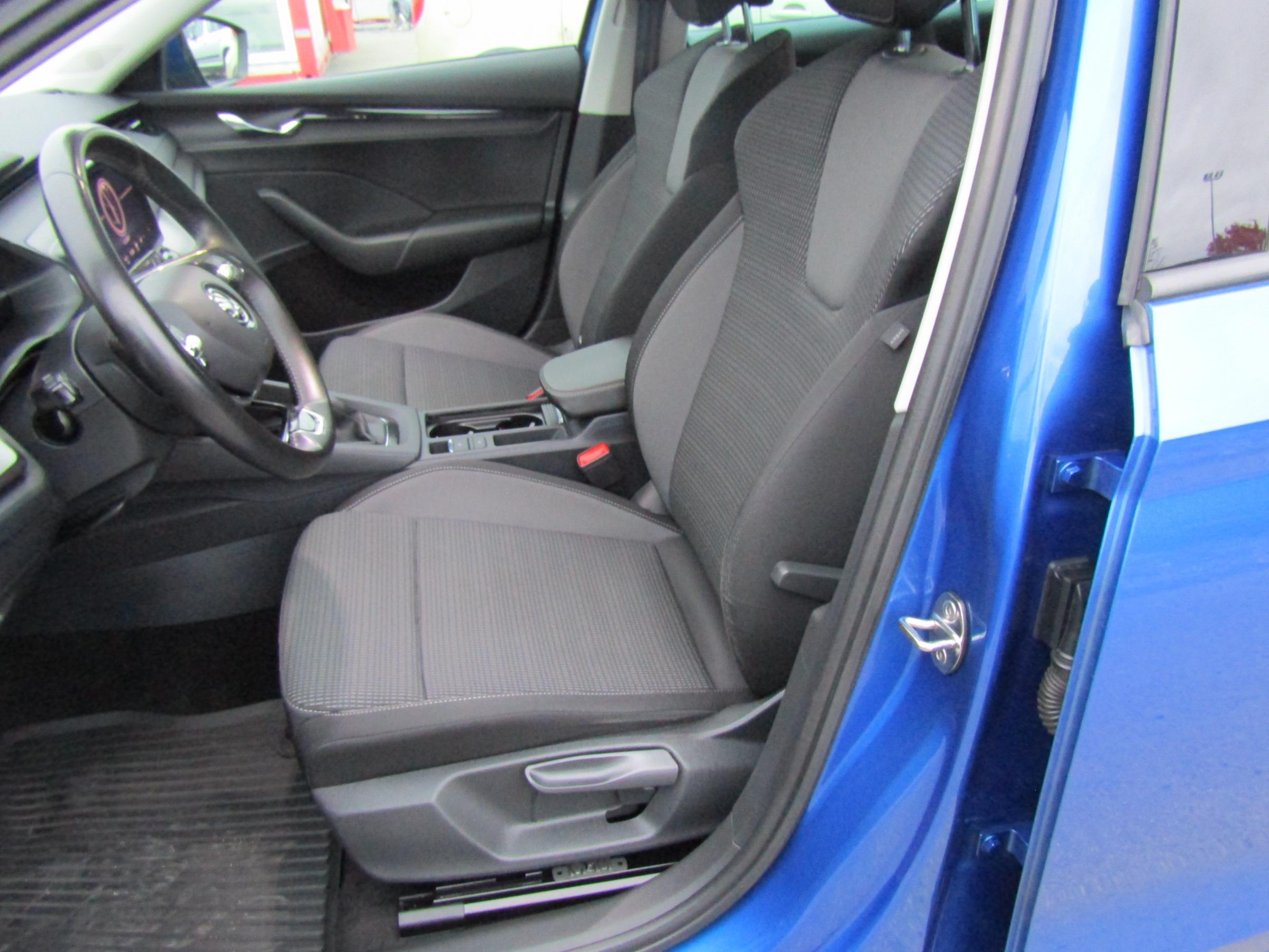 Škoda Octavia IV, 2020 - pohled č. 9