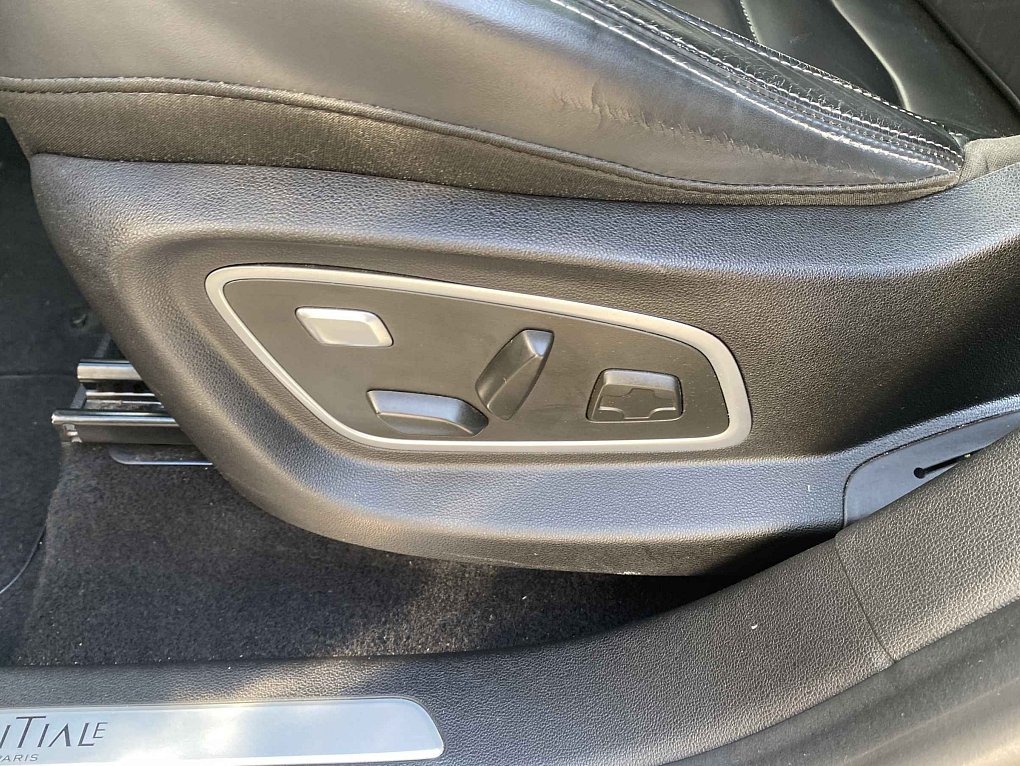 Renault Grand Scénic 1.6dCi Initiale Paris