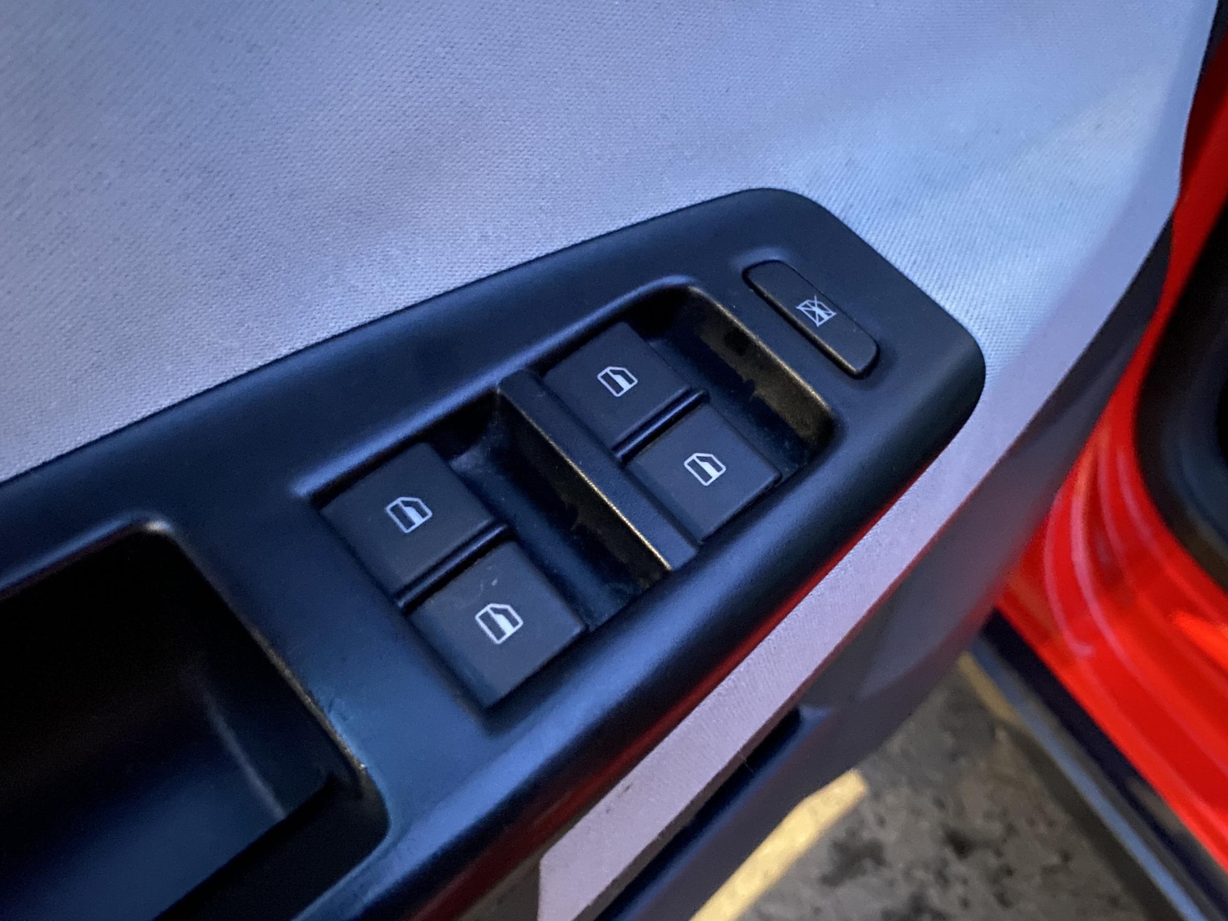 Volkswagen Polo, 2008 - pohled č. 13