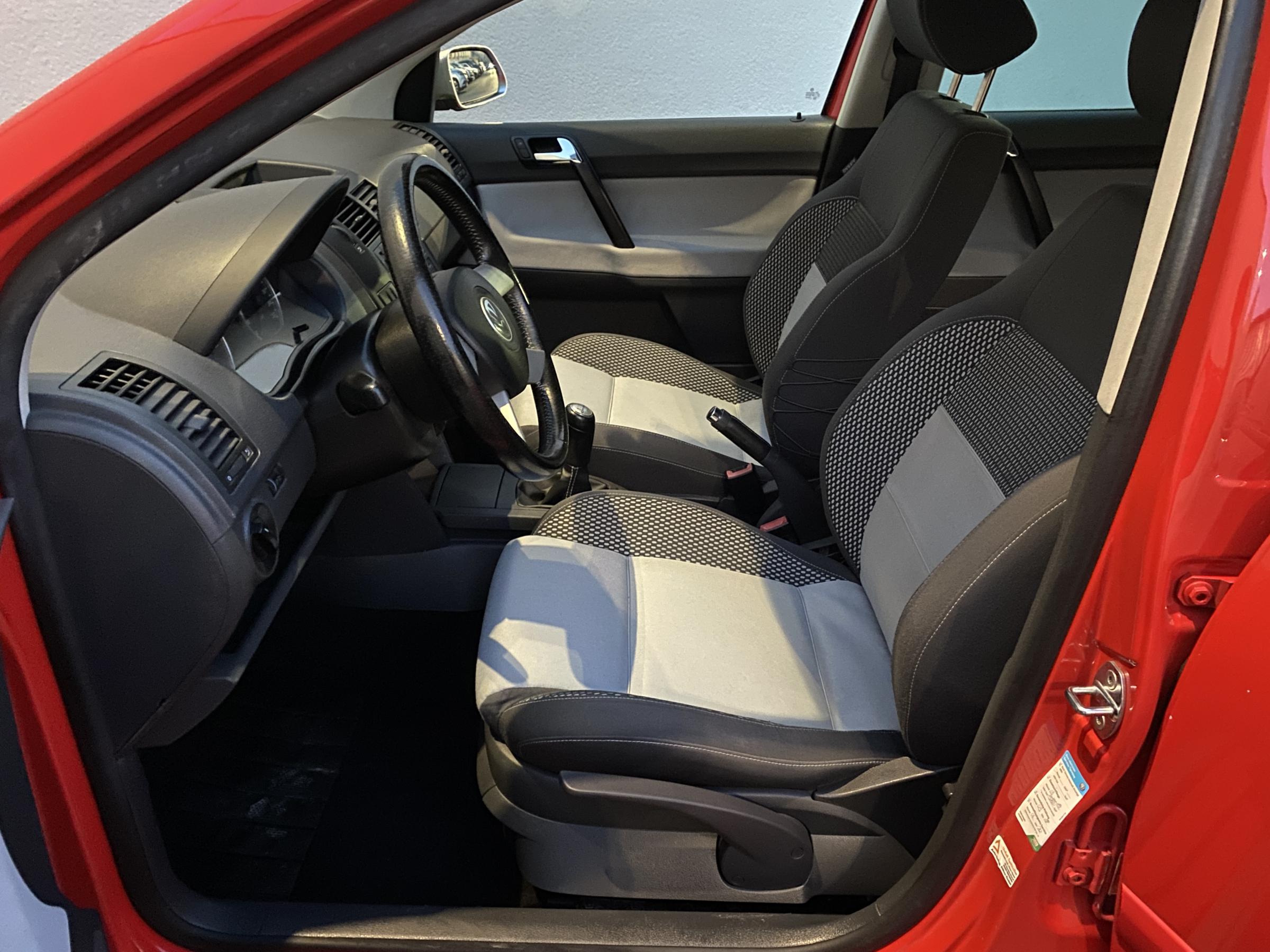 Volkswagen Polo, 2008 - pohled č. 9