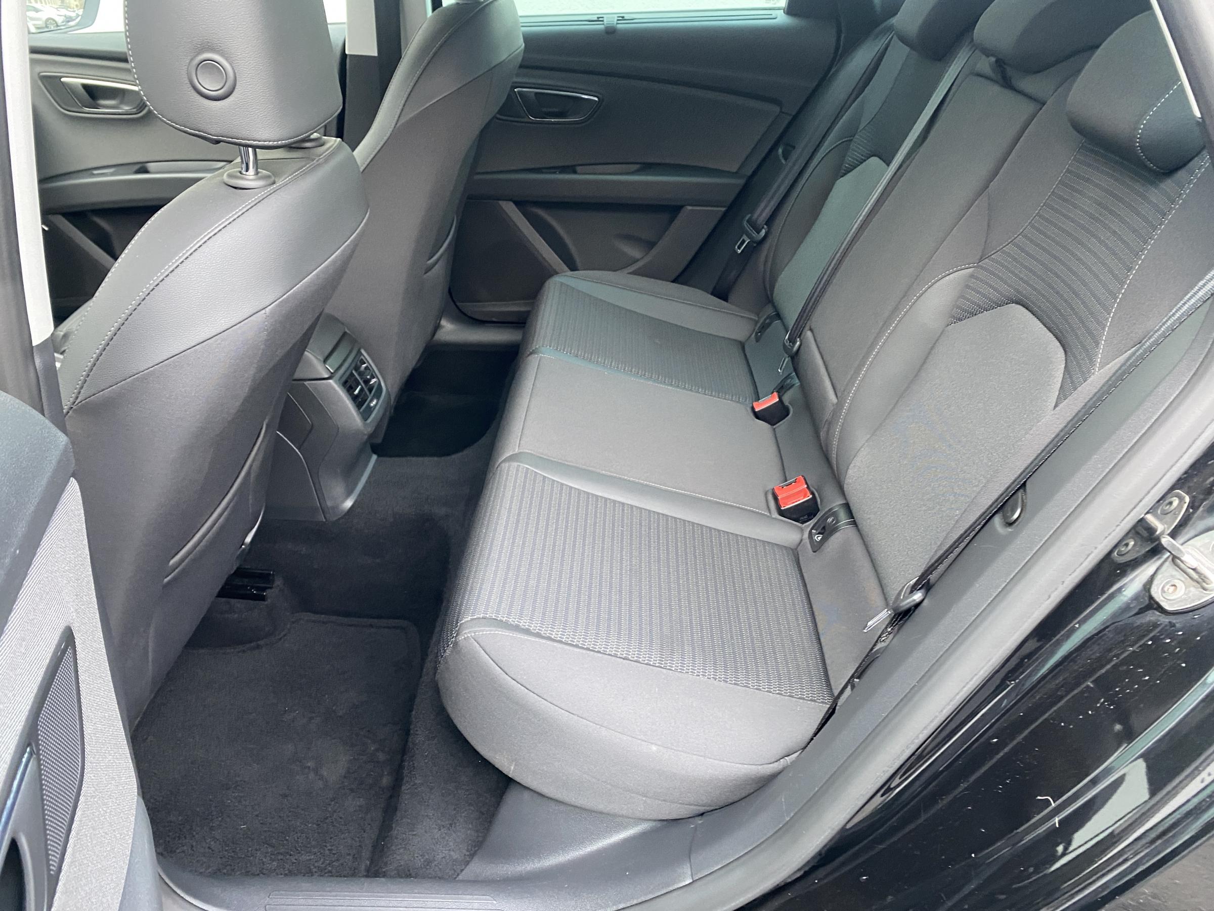 Seat Leon, 2017 - pohled č. 10