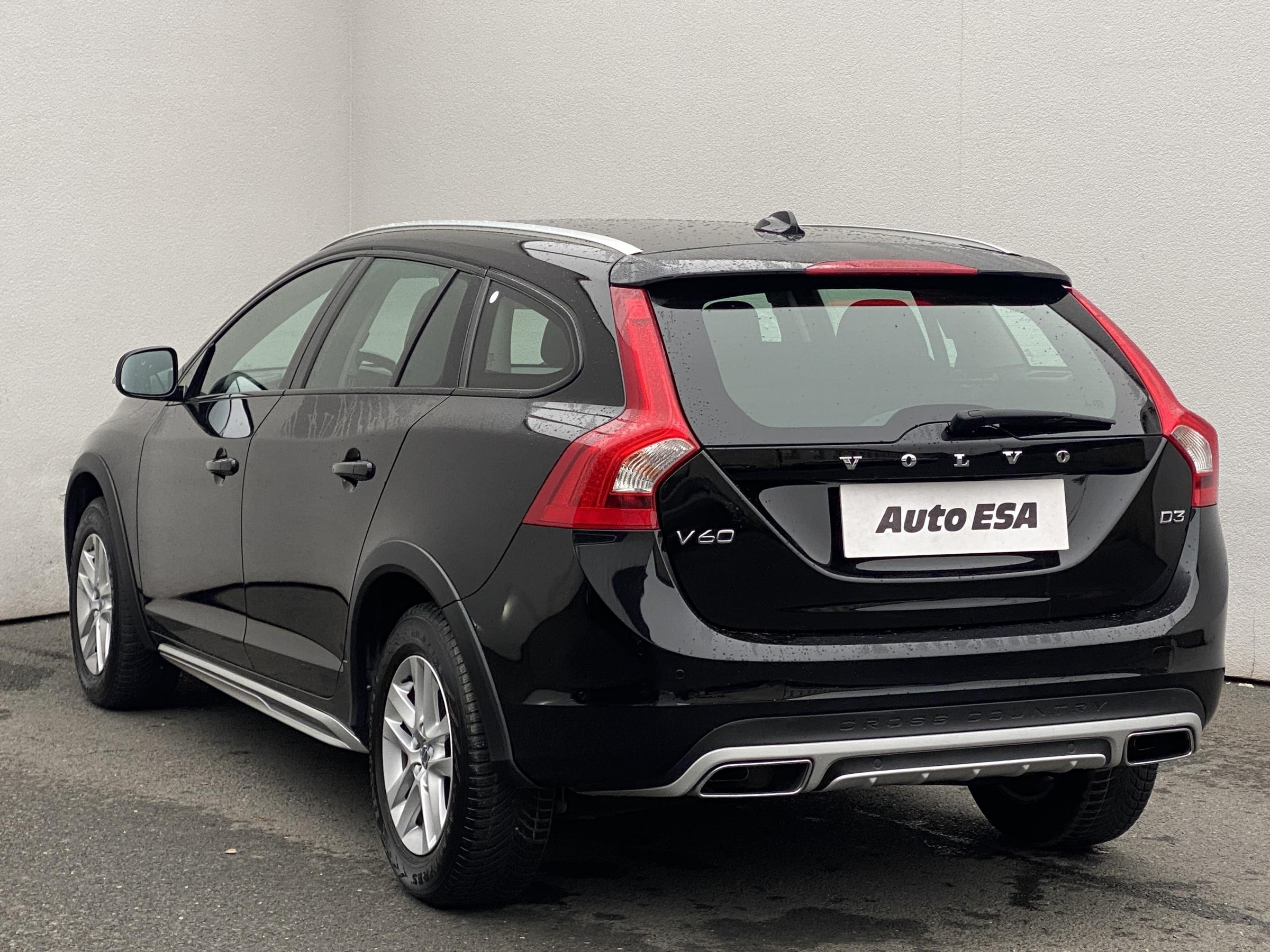 Volvo V60, 2018 - pohled č. 6