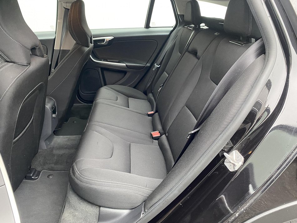 Volvo V60 2.0D Cross Country