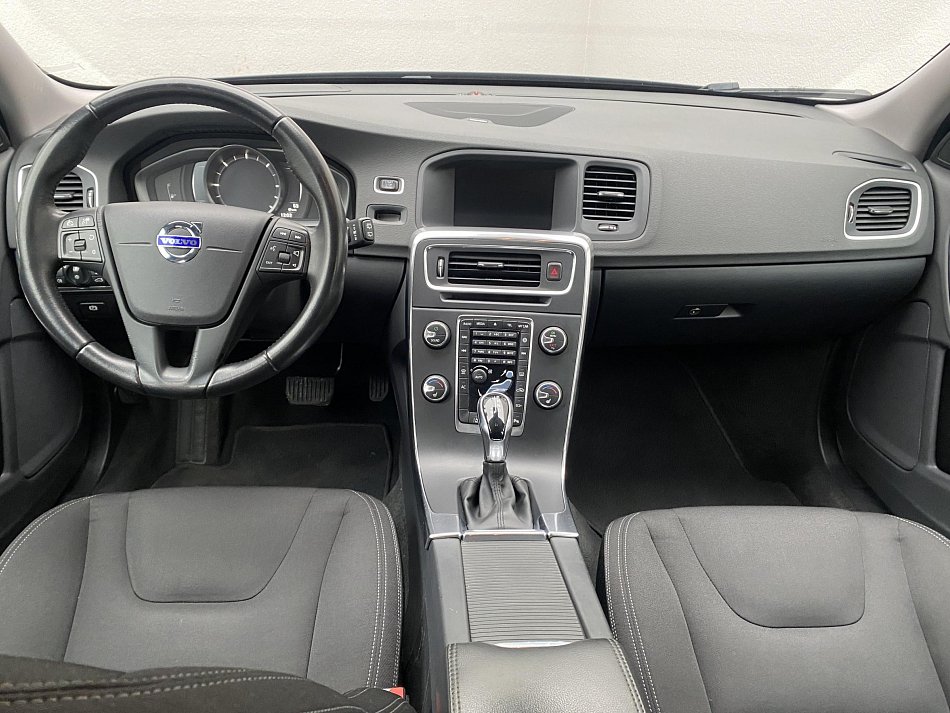 Volvo V60 2.0D Cross Country