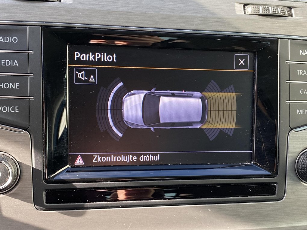 Volkswagen Golf 1.6 TDi Comfortline VII