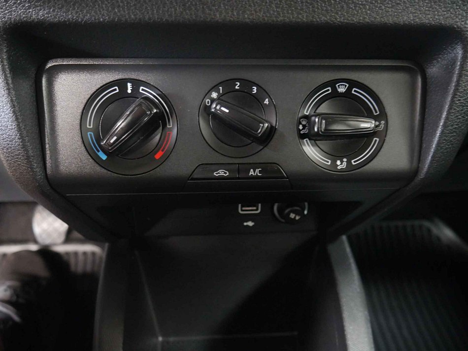 Škoda Fabia III 1.0TSI Ambition