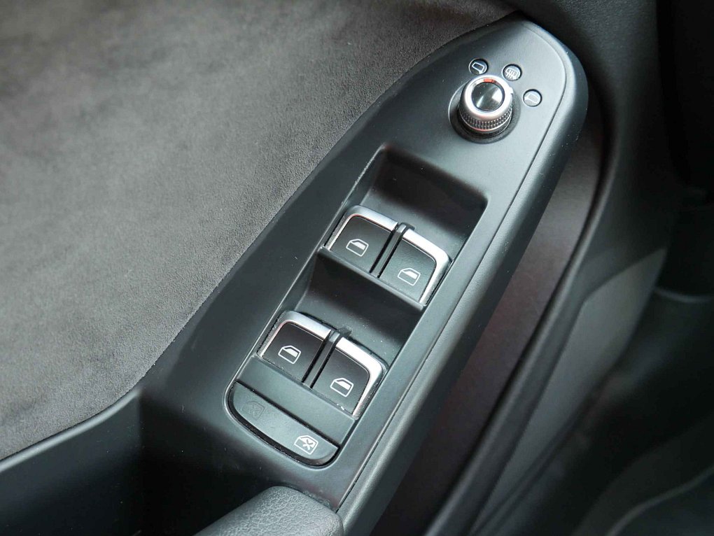 Audi A5 2.0TDi S-line Quattro