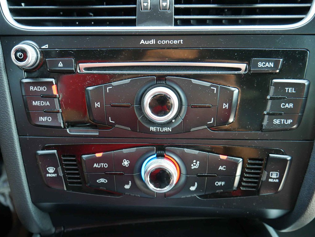 Audi A5 2.0TDi S-line Quattro