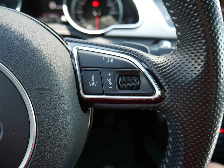Audi A5 2.0TDi S-line Quattro