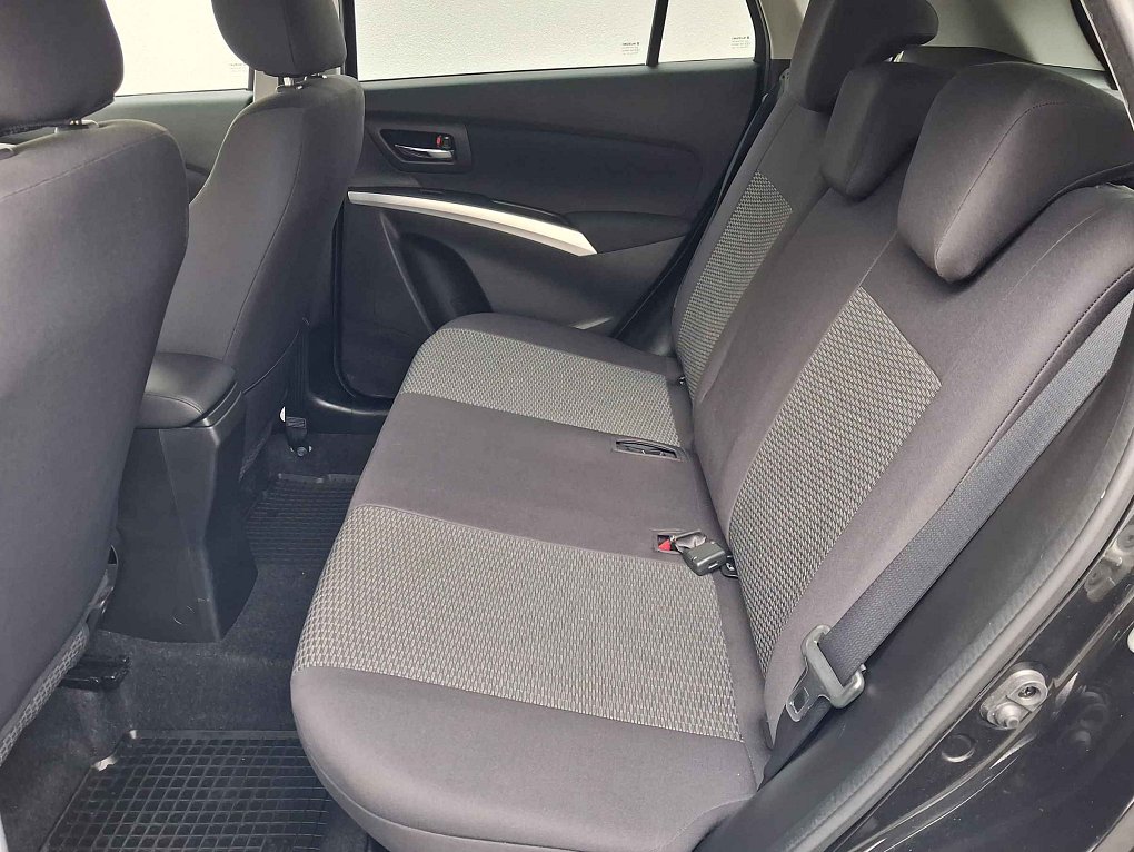 Suzuki S-Cross 1.4 T Premium 4x4