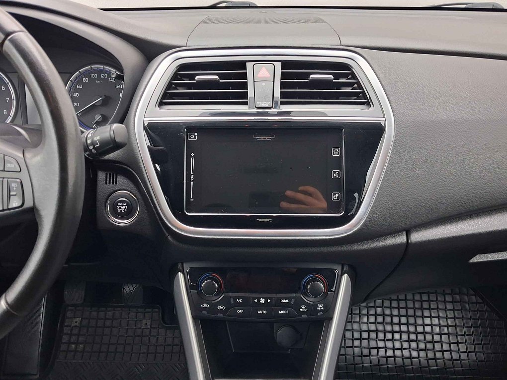 Suzuki S-Cross 1.4 T Premium 4x4