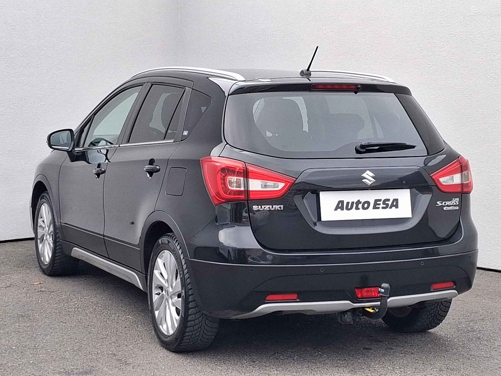 Suzuki S-Cross 1.4 T Premium 4x4