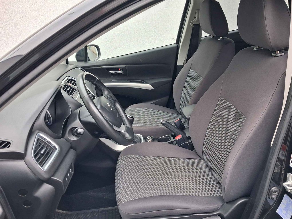 Suzuki S-Cross 1.4 T Premium 4x4