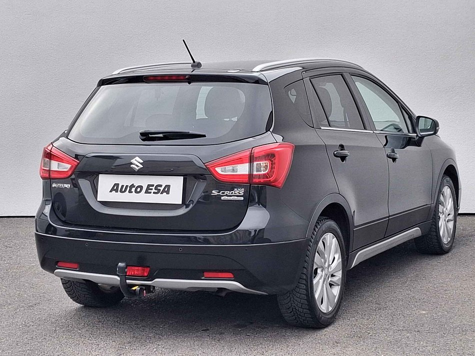 Suzuki S-Cross 1.4 T Premium 4x4