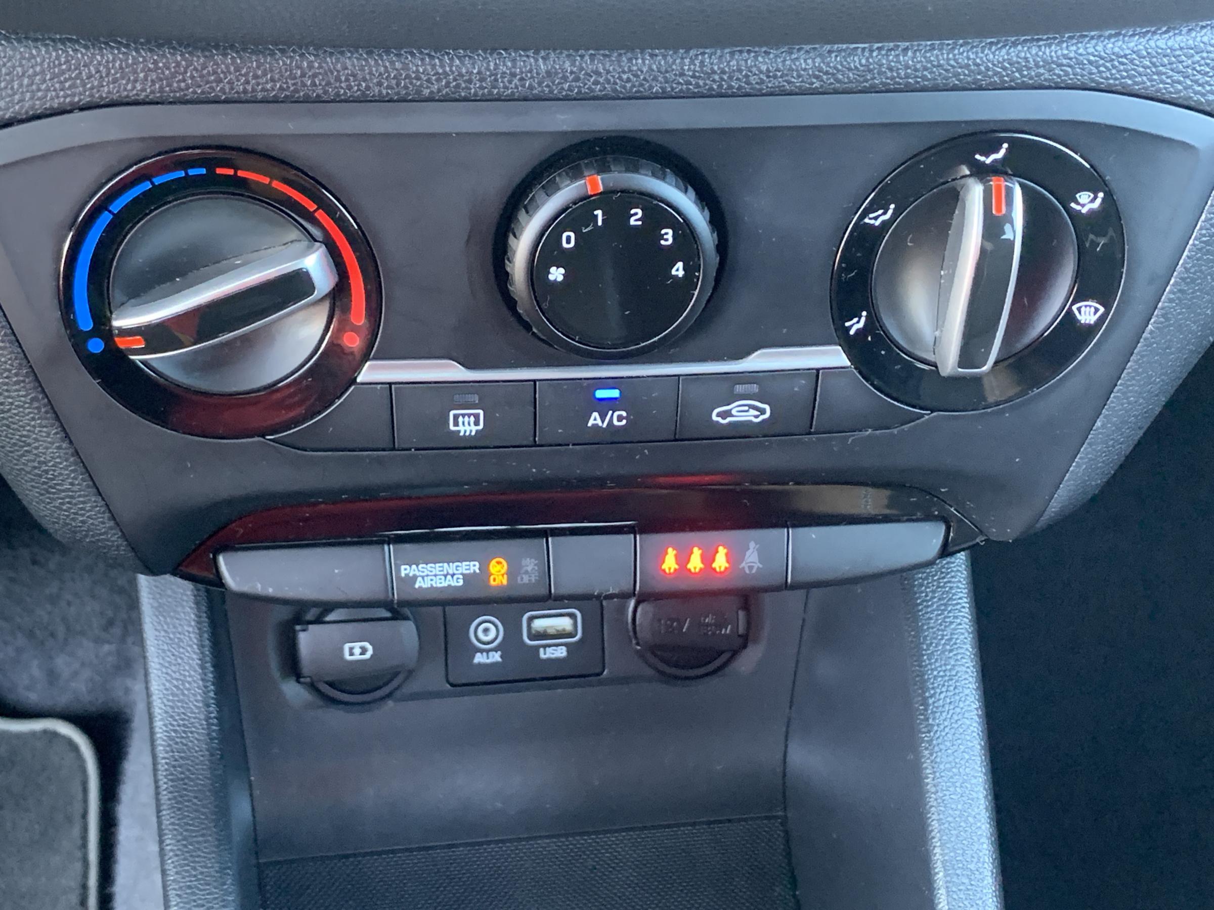 Hyundai i20, 2018 - pohled č. 17