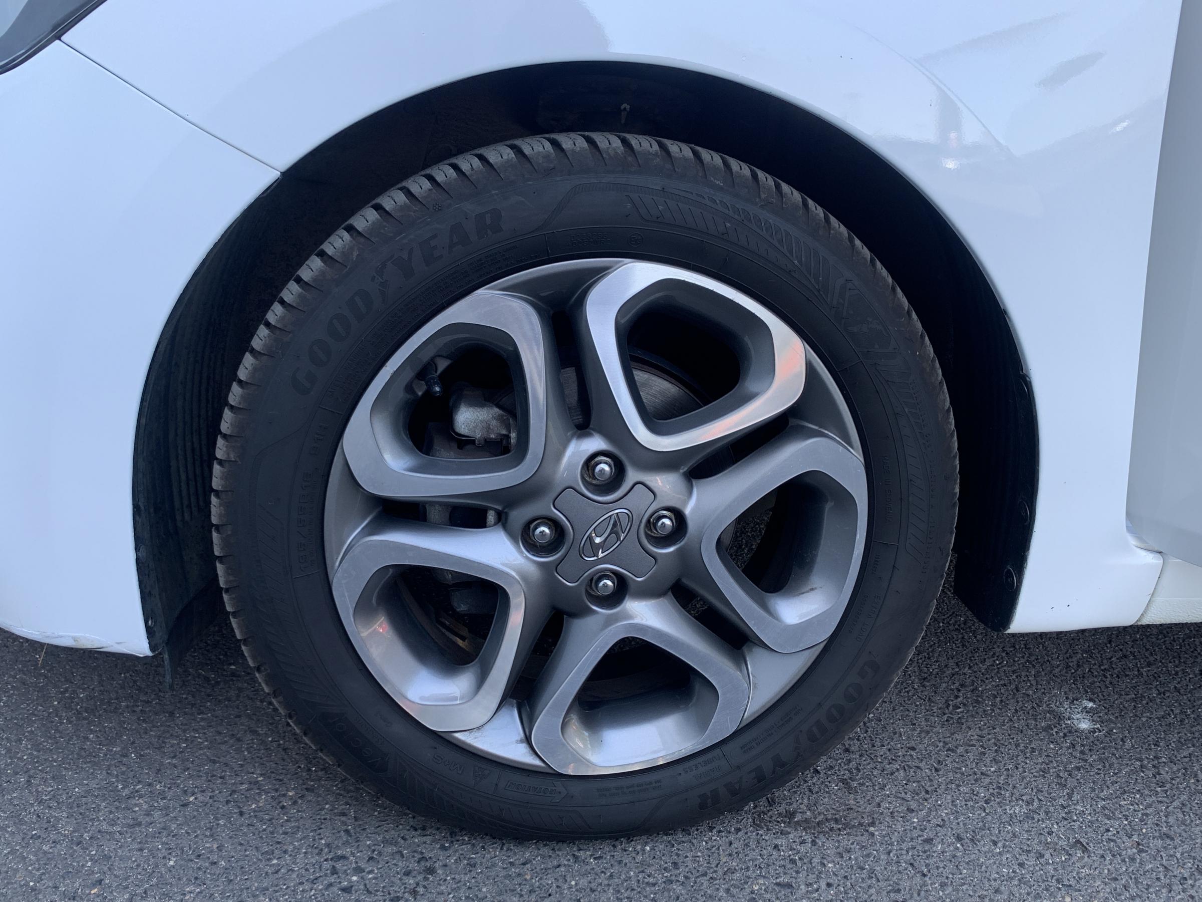 Hyundai i20, 2018 - pohled č. 20