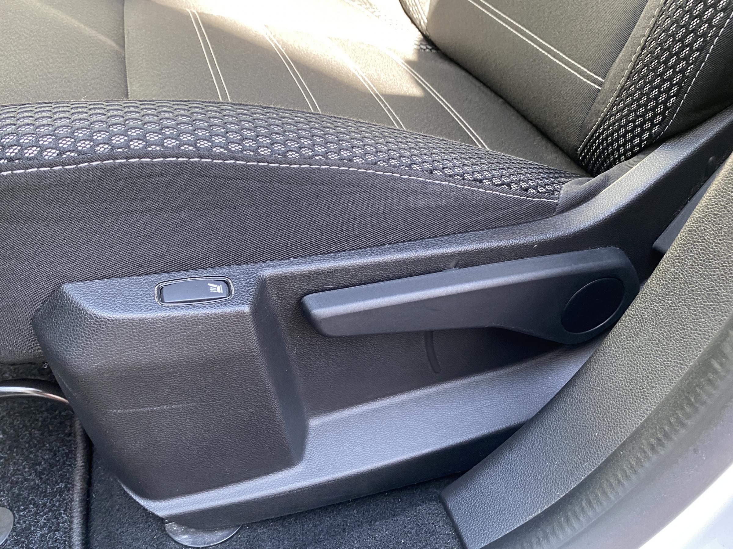 Dacia Duster, 2019 - pohled č. 16